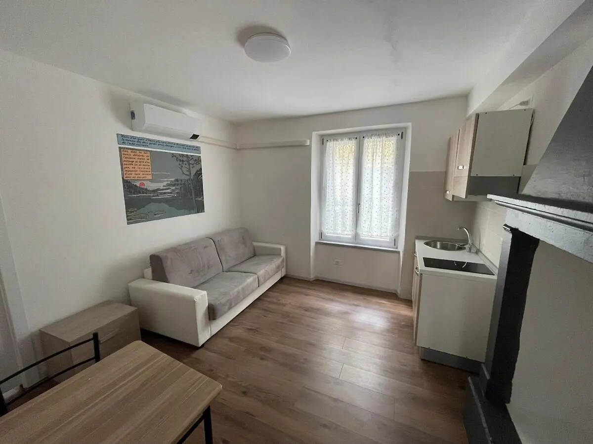L'Etrange Rendez-Vous Tome 2 Apartment Carona